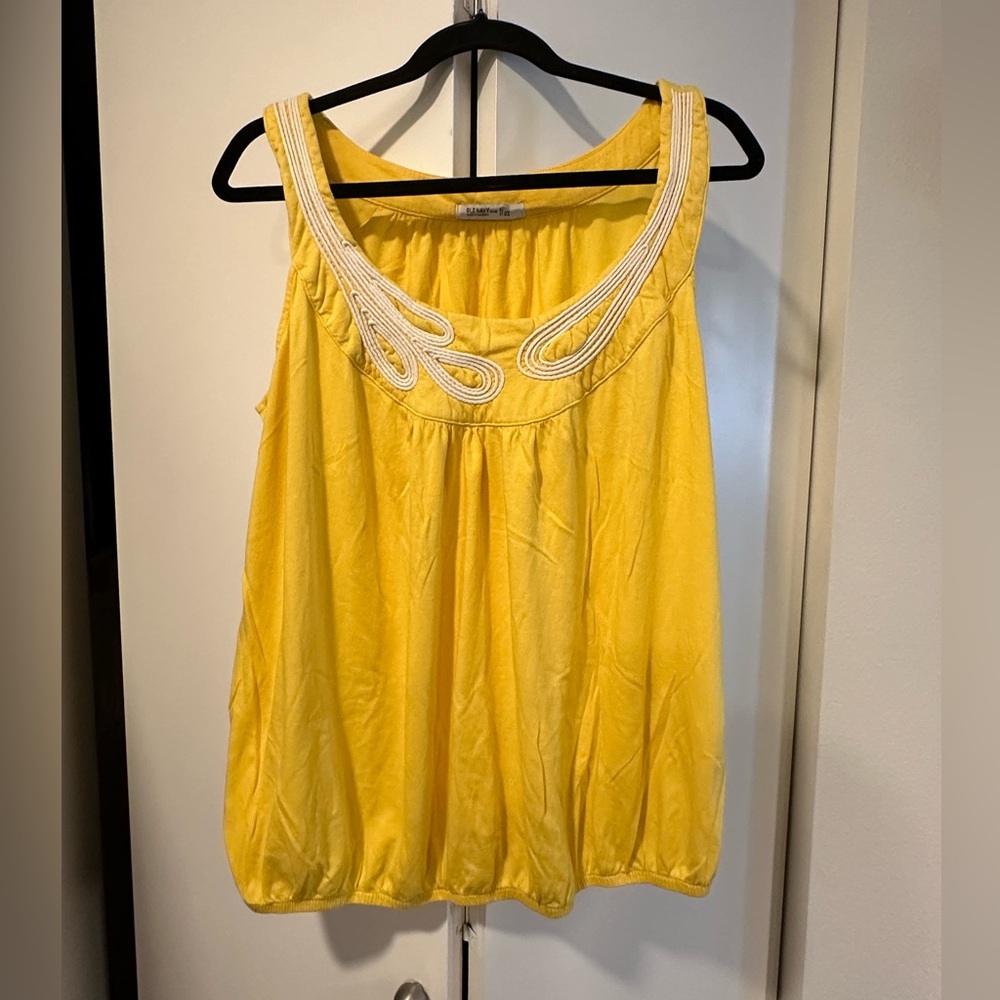 Old Navy 2x Yellow Embroidered Tank Blouse